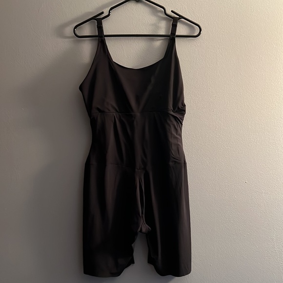 Self Expressions by Maidenform shapewear 2X - Picture 2 of 3